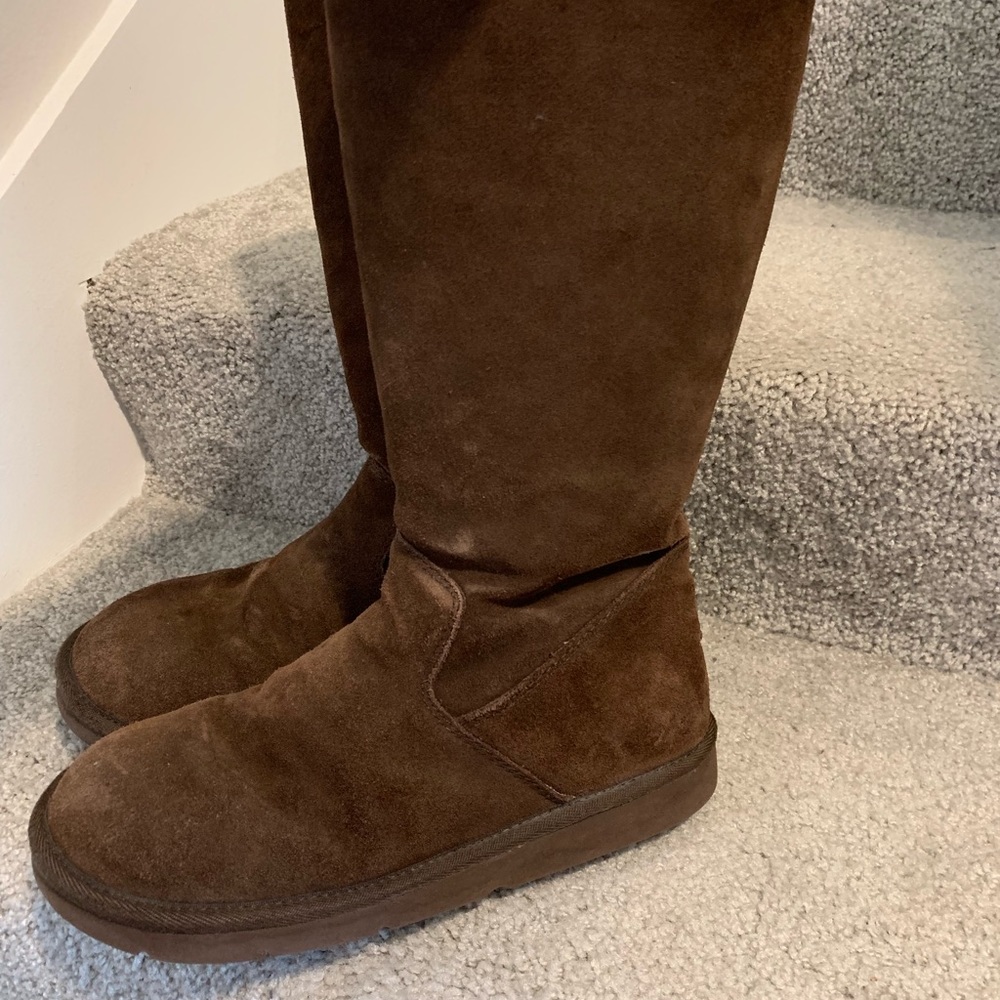 Ugg Brown Basic Boots. - image 2
